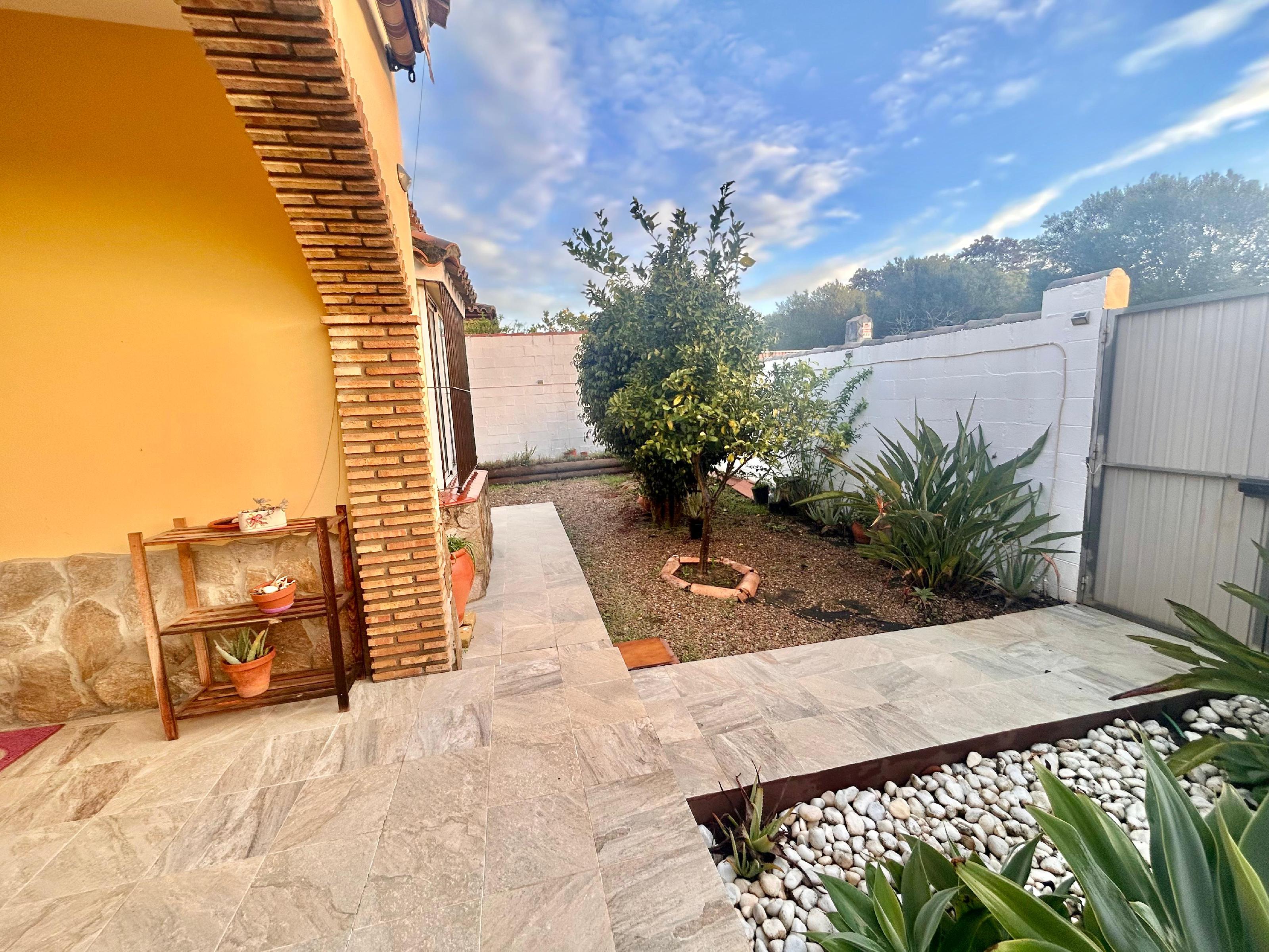 Imagen 8 Casa en venta en Chiclana De La Frontera / Cerca de la Venta del Burro