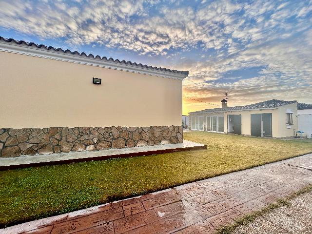 Imagen 19 Inmueble 299607 - Casa en venta en Chiclana De La Frontera / Cerca de la Venta del Burro