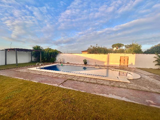 Imagen 12 Inmueble 299607 - Casa en venta en Chiclana De La Frontera / Cerca de la Venta del Burro