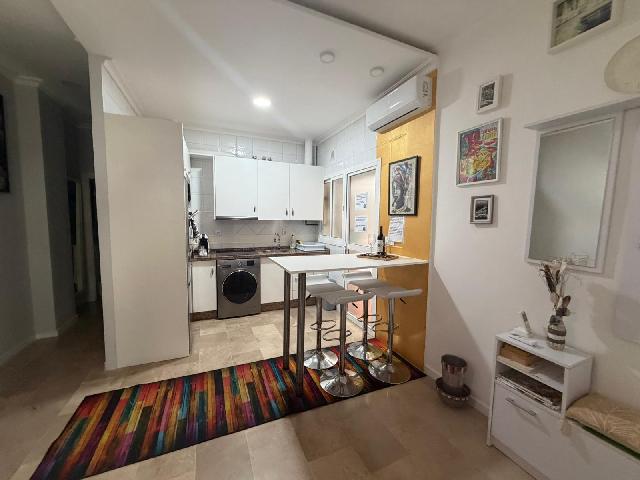 Imagen 6 Inmueble 299692 - Piso en venta en Cádiz / Cerca de la Caleta y Valcácel