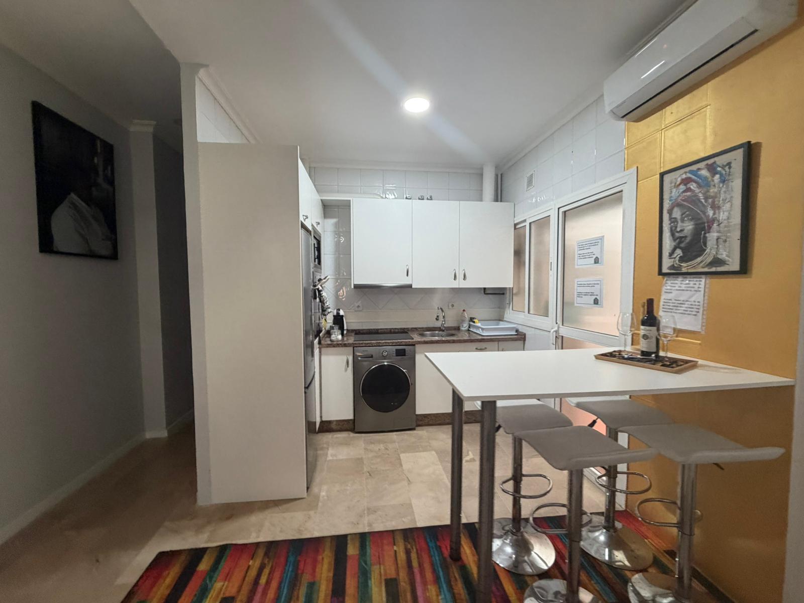 Imagen 7 Piso en venta en Cádiz / Cerca de la Caleta y Valcácel