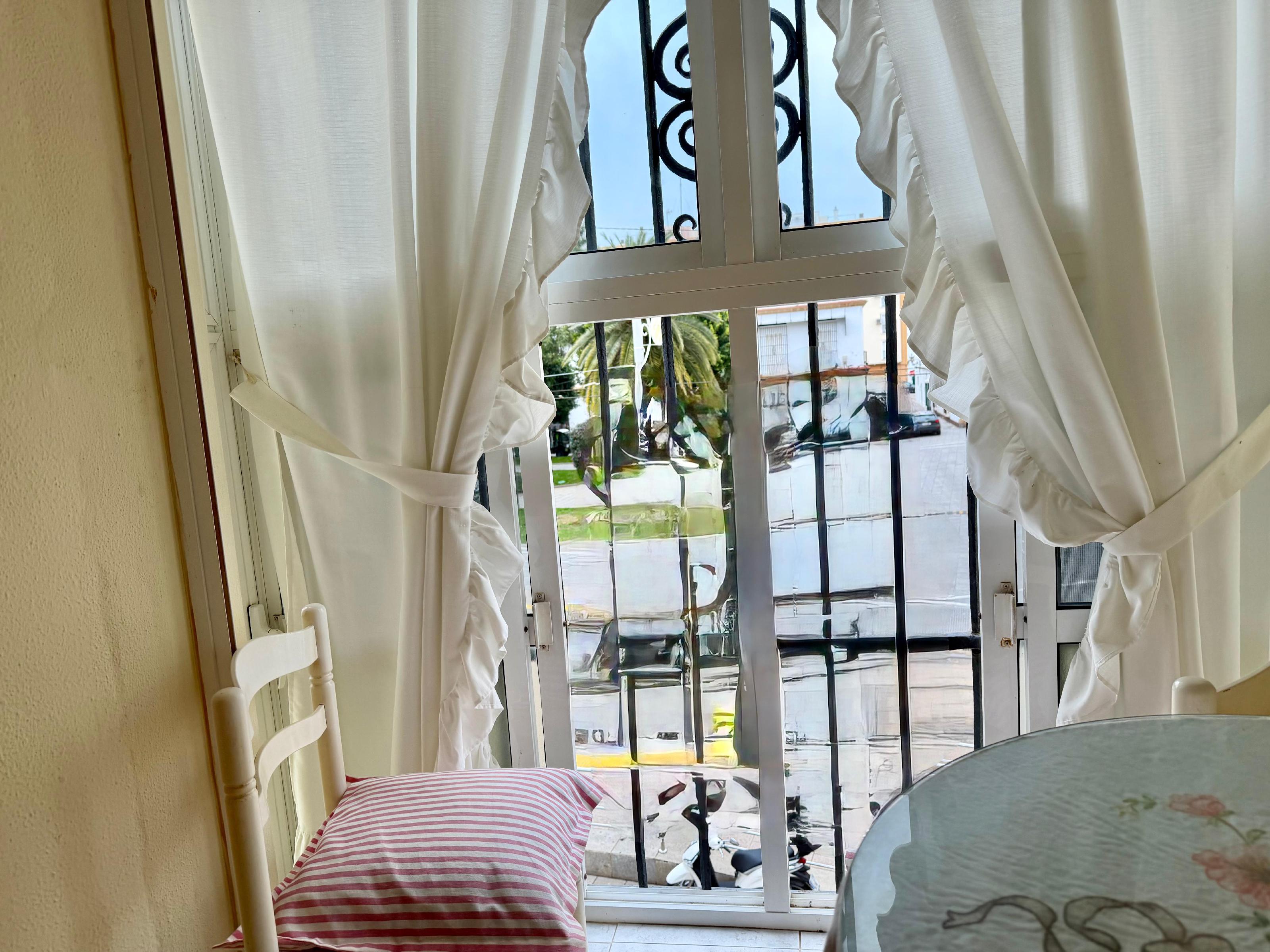 Imagen 1 Piso en venta en San Fernando / Plaza del Carmen