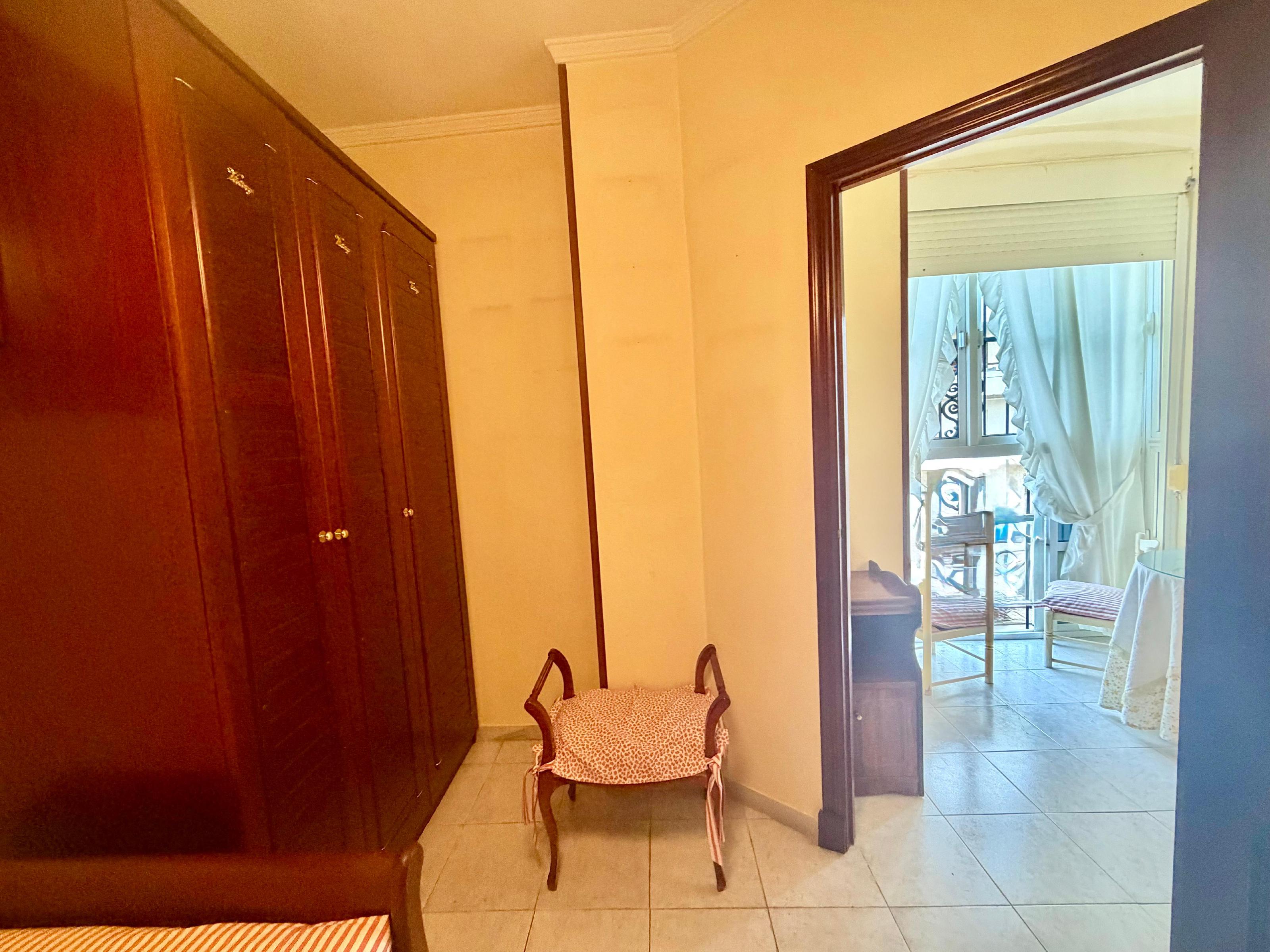 Imagen 9 Piso en venta en San Fernando / Plaza del Carmen