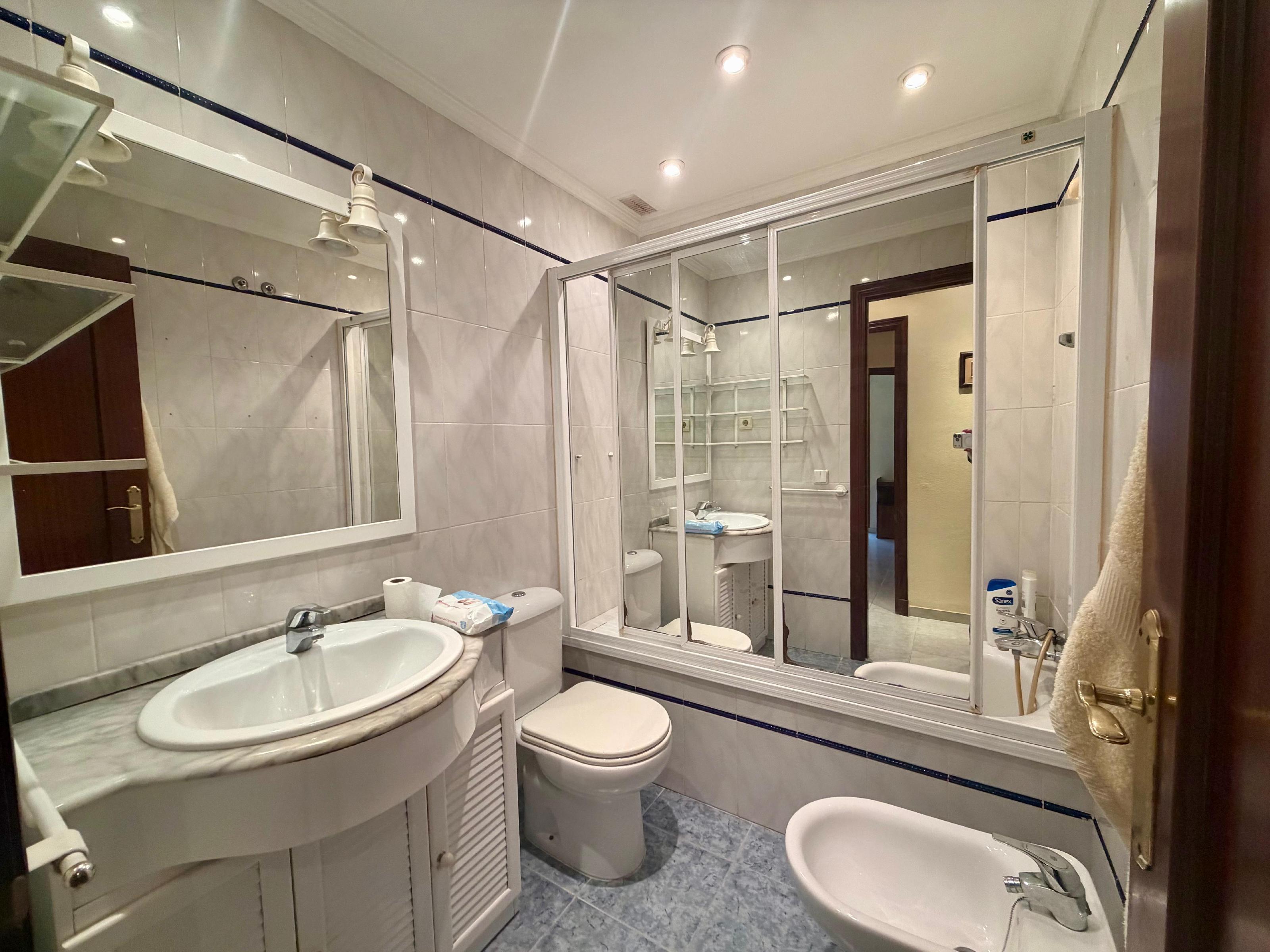 Imagen 10 Piso en venta en San Fernando / Plaza del Carmen