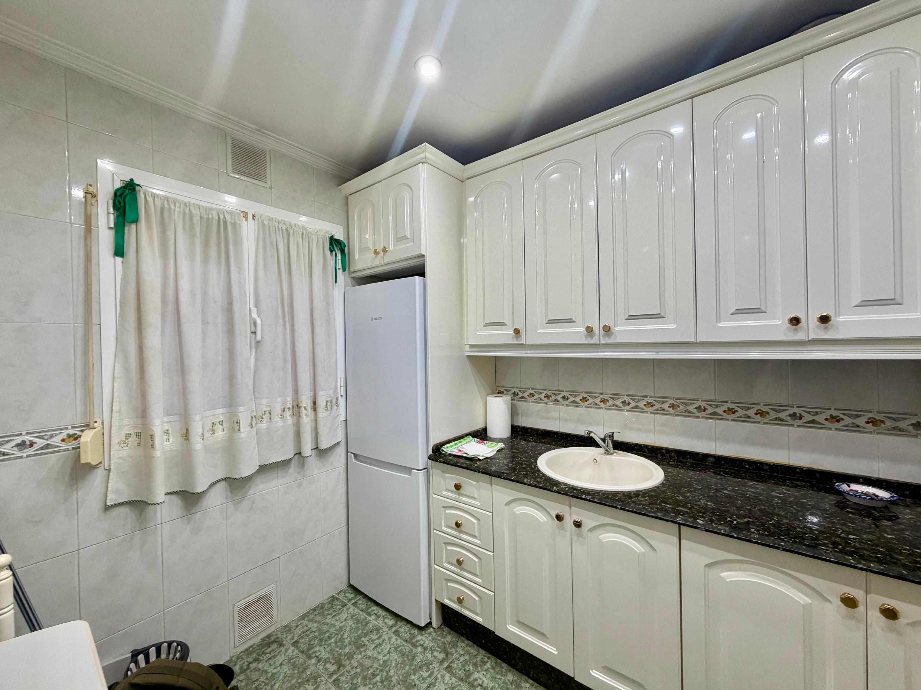 Imagen 2 Piso en venta en San Fernando / Plaza del Carmen