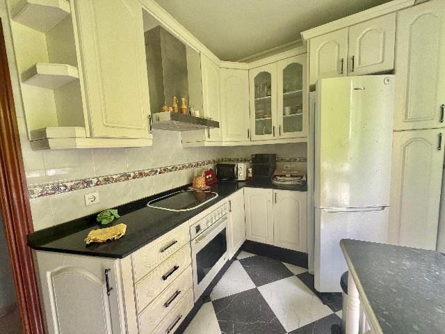 Imagen 6 Inmueble 300046 - Piso en venta en Cádiz / Cerca del Colegio San Felipe Neri