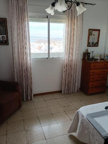 Imagen 5 Inmueble 300091 - Piso en venta en San Fernando / Ubicado al lado de la calle Real.