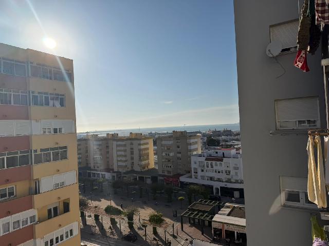 Imagen 21 Inmueble 300091 - Piso en venta en San Fernando / Ubicado al lado de la calle Real.