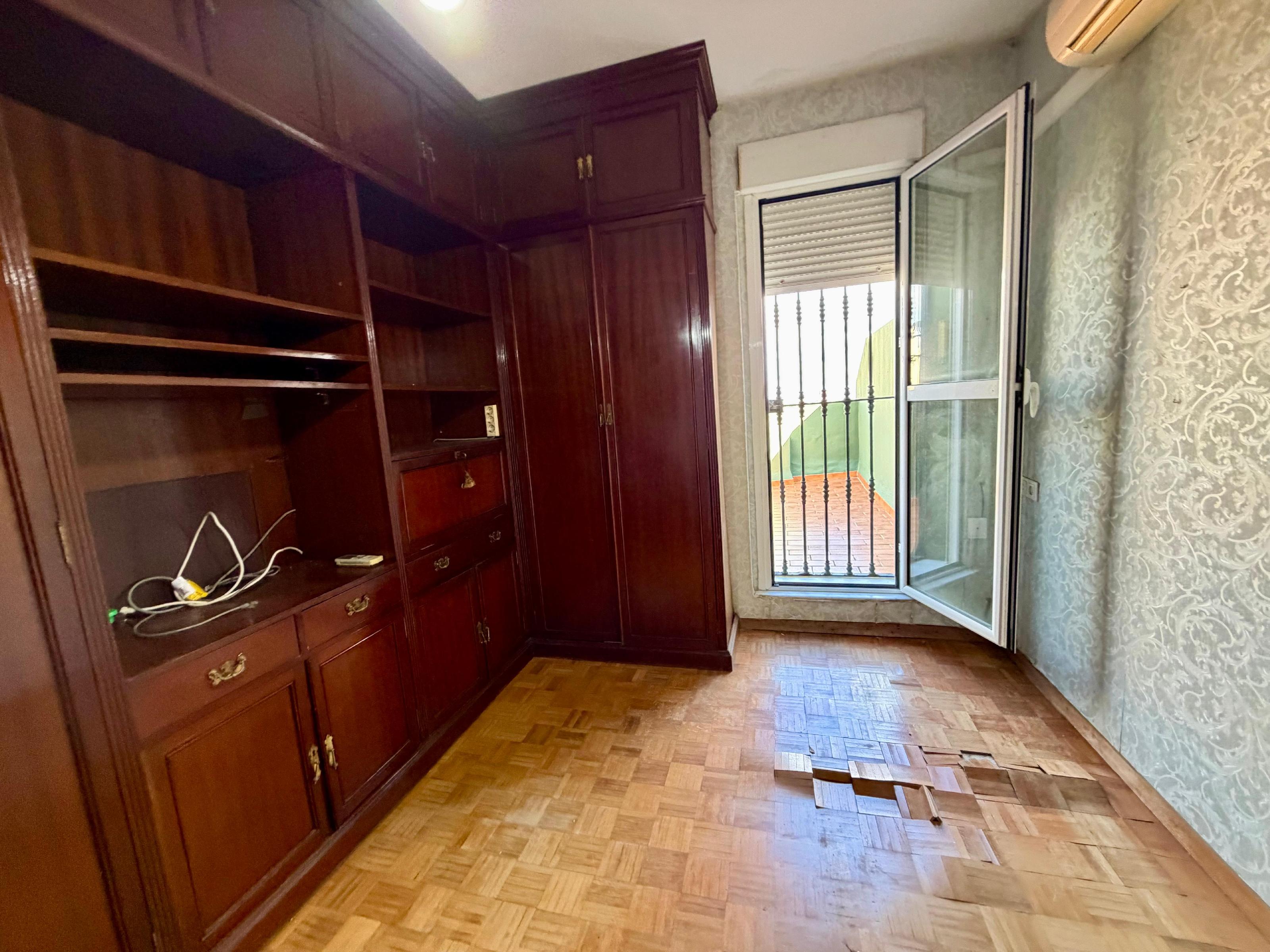 Imagen 27 Piso en venta en Cádiz / Cerca de la plaza San Severiano