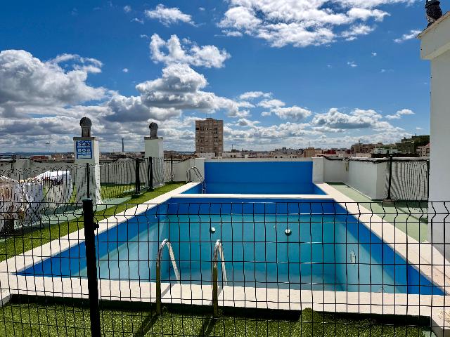 Imagen 35 Inmueble 300099 - Piso en venta en Cádiz / Cerca de la plaza San Severiano