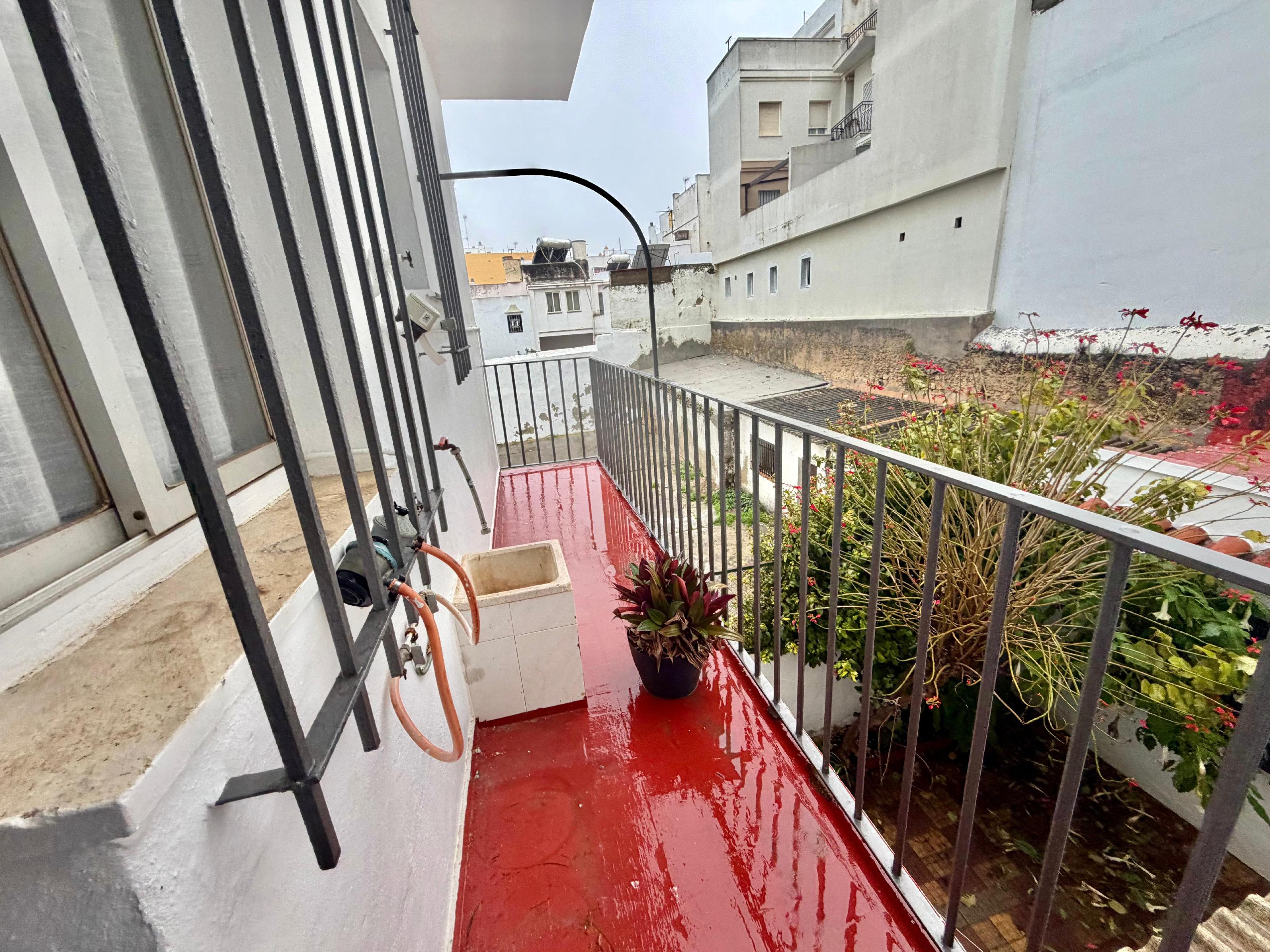 Imagen 14 Piso en venta en San Fernando / Alameda Moreno de Guerra