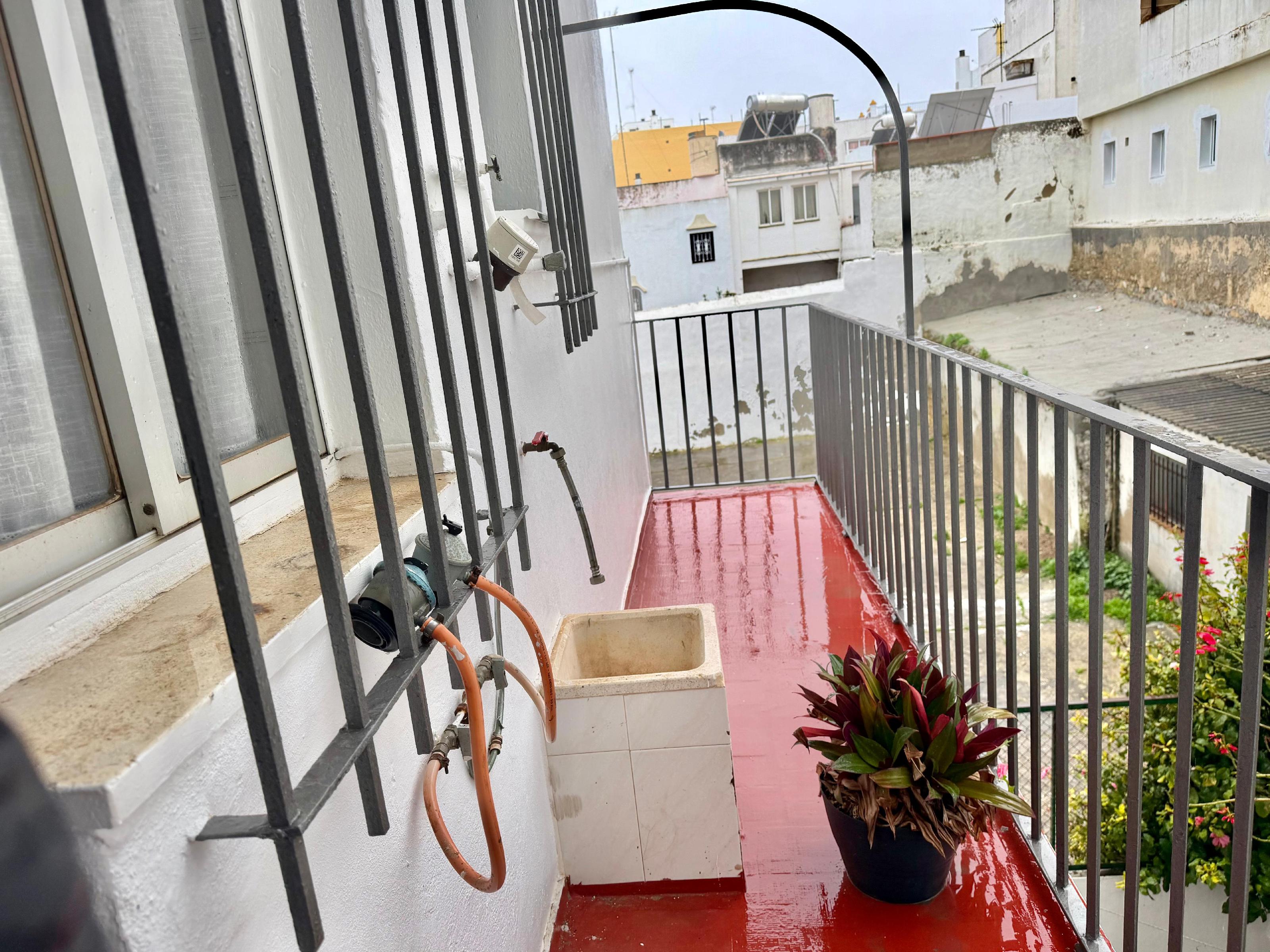 Imagen 13 Piso en venta en San Fernando / Alameda Moreno de Guerra