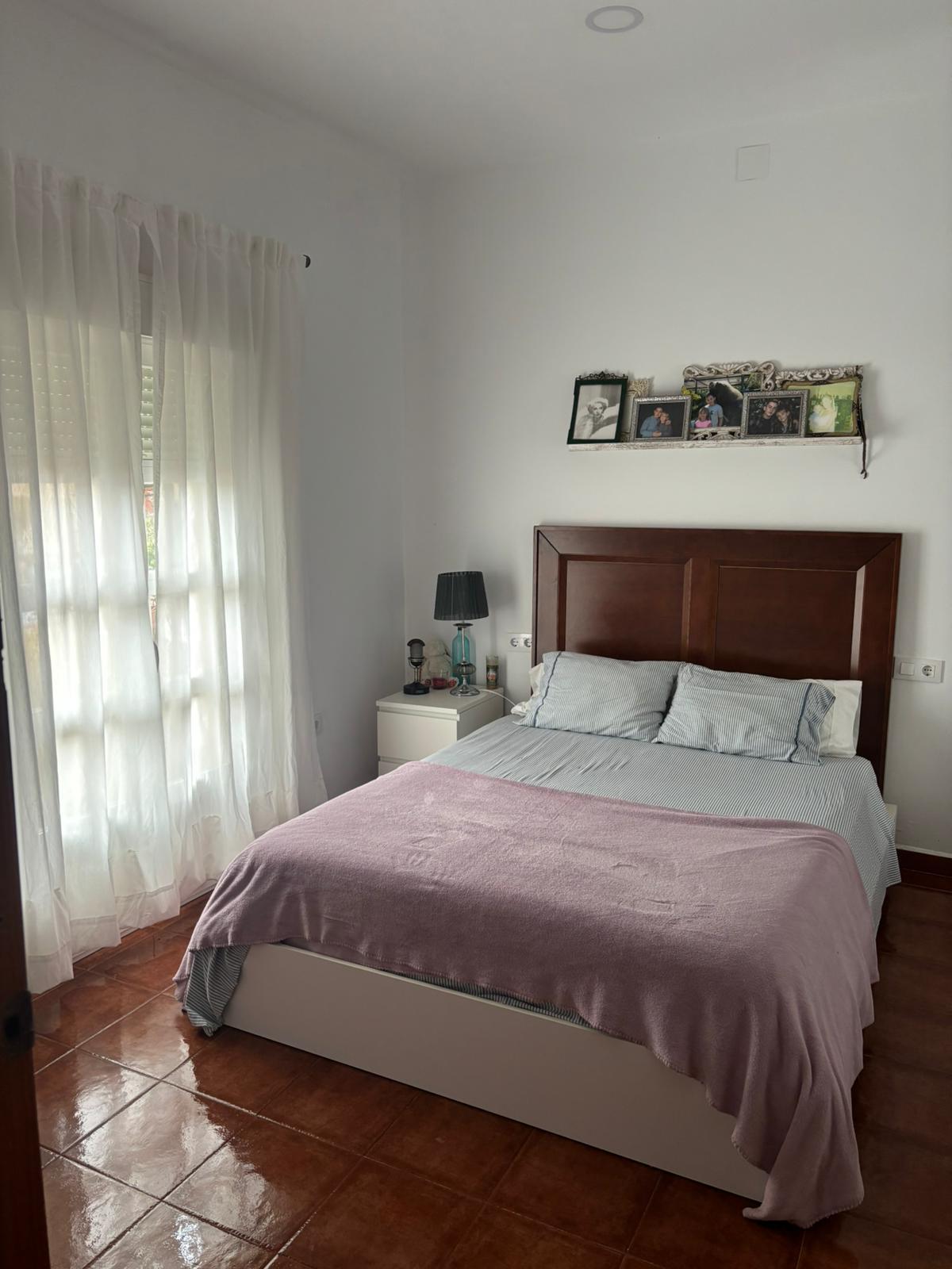 Imagen 4 Piso en venta en San Fernando / Cerca del Centro Comercial El Plaza