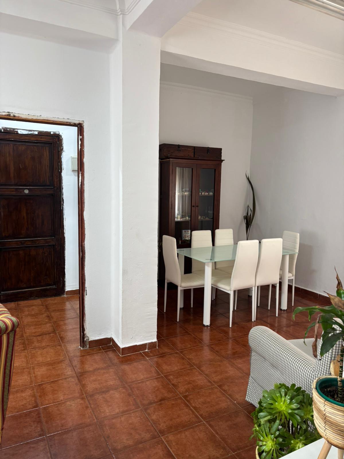 Imagen 13 Piso en venta en San Fernando / Cerca del Centro Comercial El Plaza