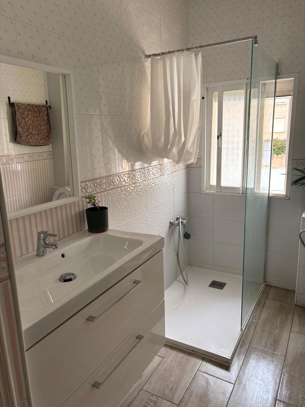 Imagen 15 Piso en venta en San Fernando / Cerca del Centro Comercial El Plaza