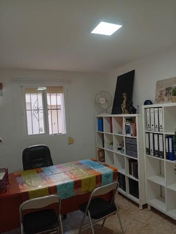 Imagen 17 Inmueble 300640 - Piso en venta en San Fernando / Cerca de la Calle San Marcos.