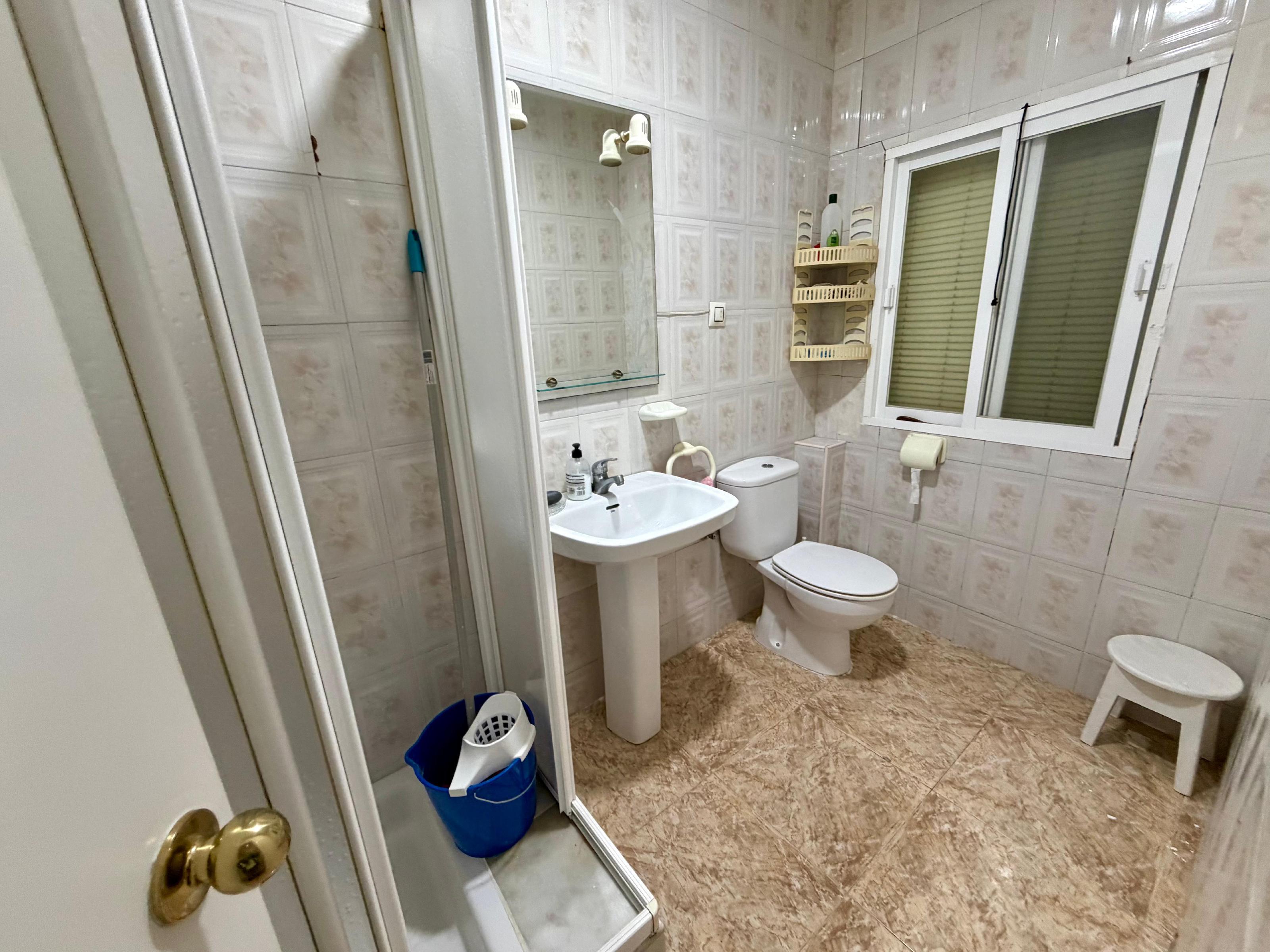 Imagen 13 Piso en venta en San Fernando / Cerca de la Calle San Marcos.