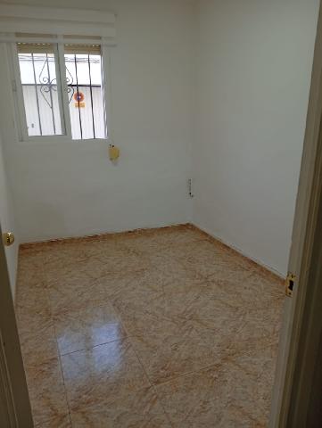 Imagen 11 Inmueble 300640 - Piso en venta en San Fernando / Cerca de la Calle San Marcos.
