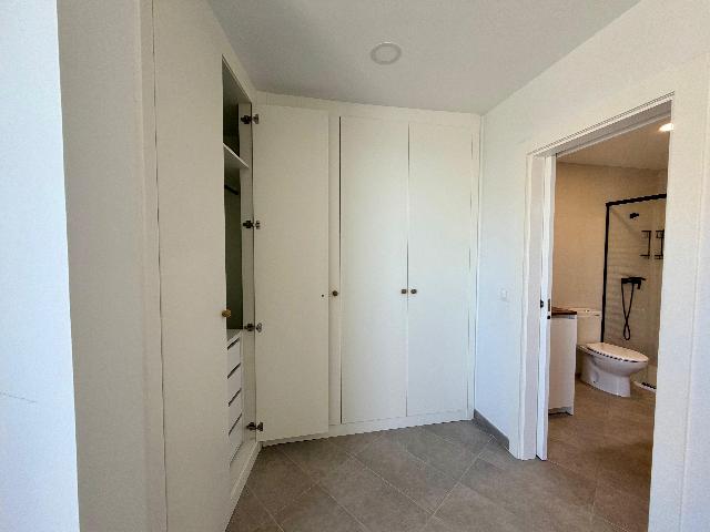 Imagen 27 Inmueble 300853 - Piso en venta en Cádiz / En la playa Santa María del Mar.