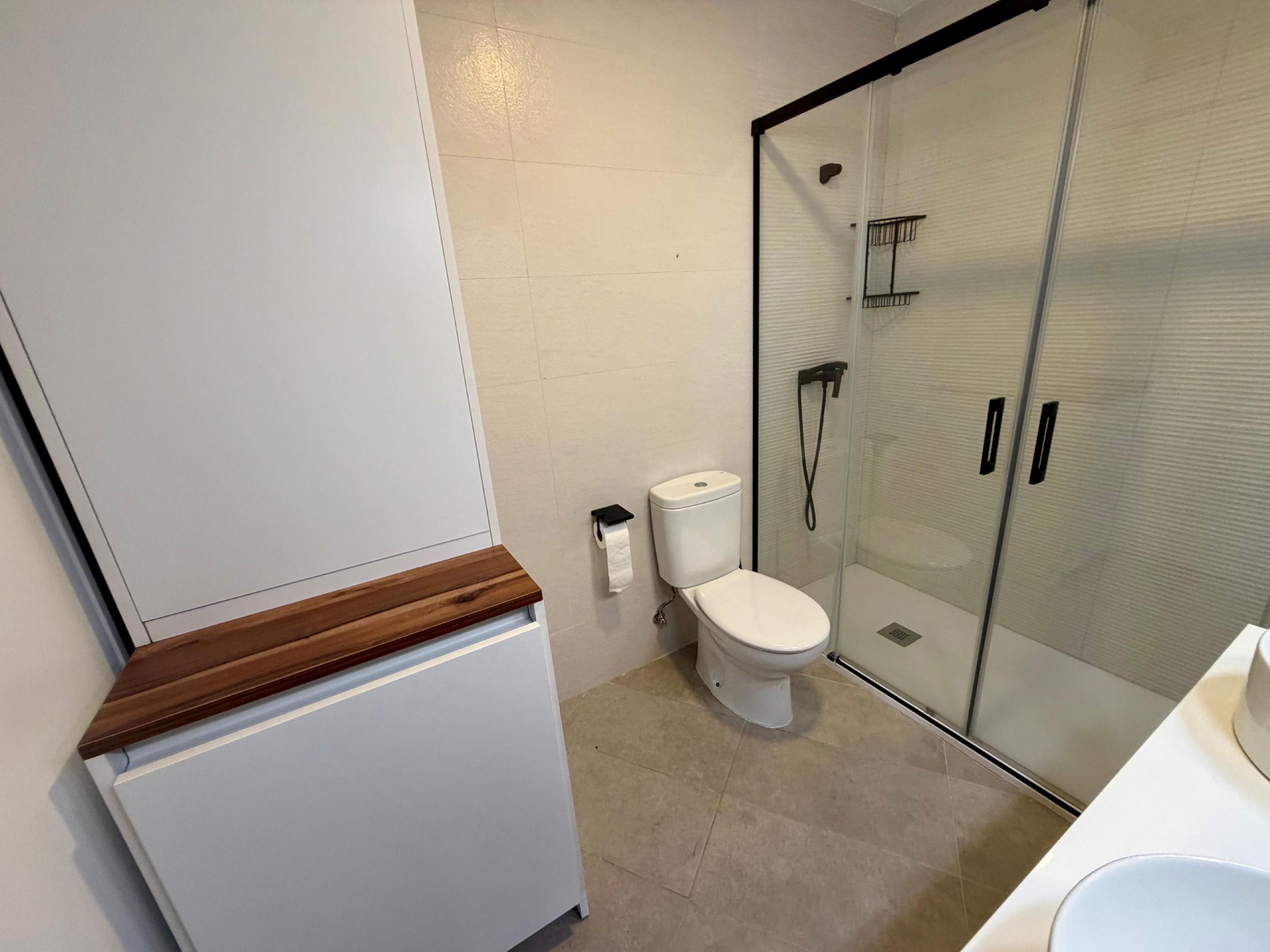 Imagen 12 Piso en venta en Cádiz / En la playa Santa María del Mar.