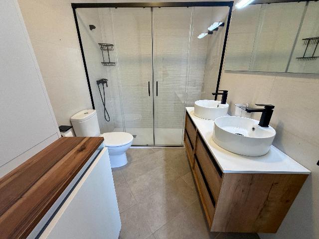 Imagen 10 Inmueble 300853 - Piso en venta en Cádiz / En la playa Santa María del Mar.