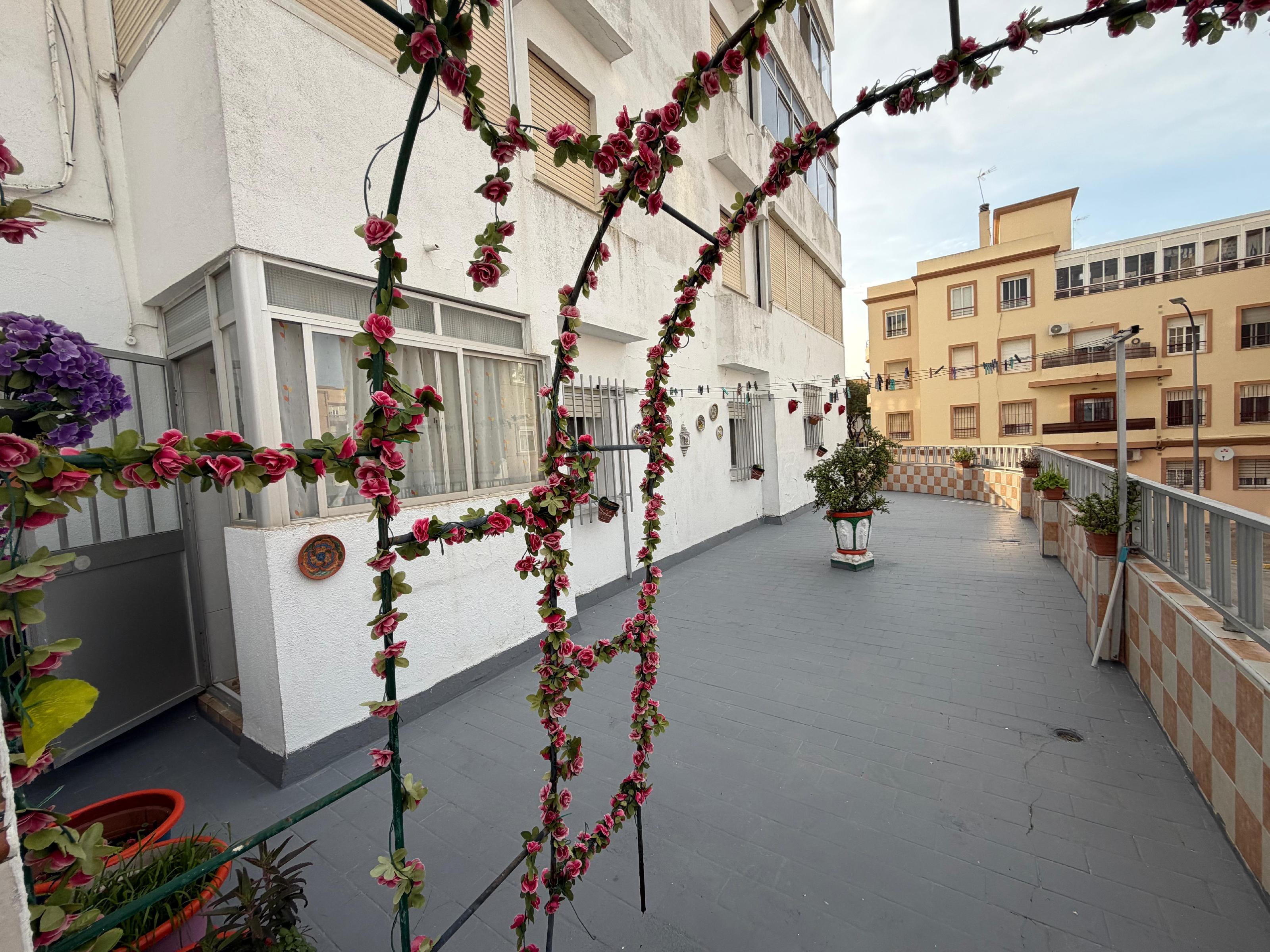 Imagen 18 Piso en venta en San Fernando / Cerca del Colegio Puente Zuazo.