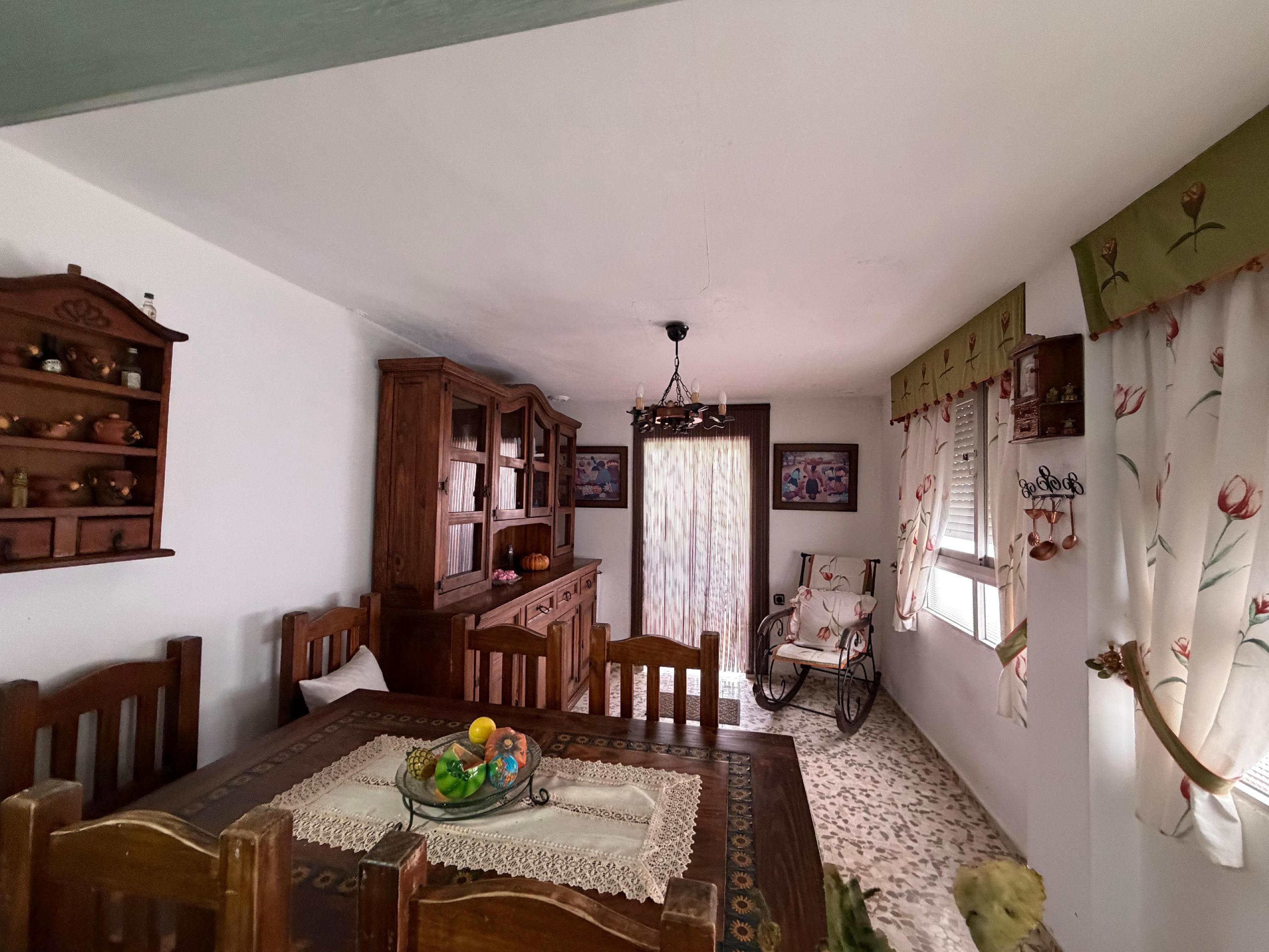 Imagen 11 Piso en venta en San Fernando / Cerca del Colegio Puente Zuazo.