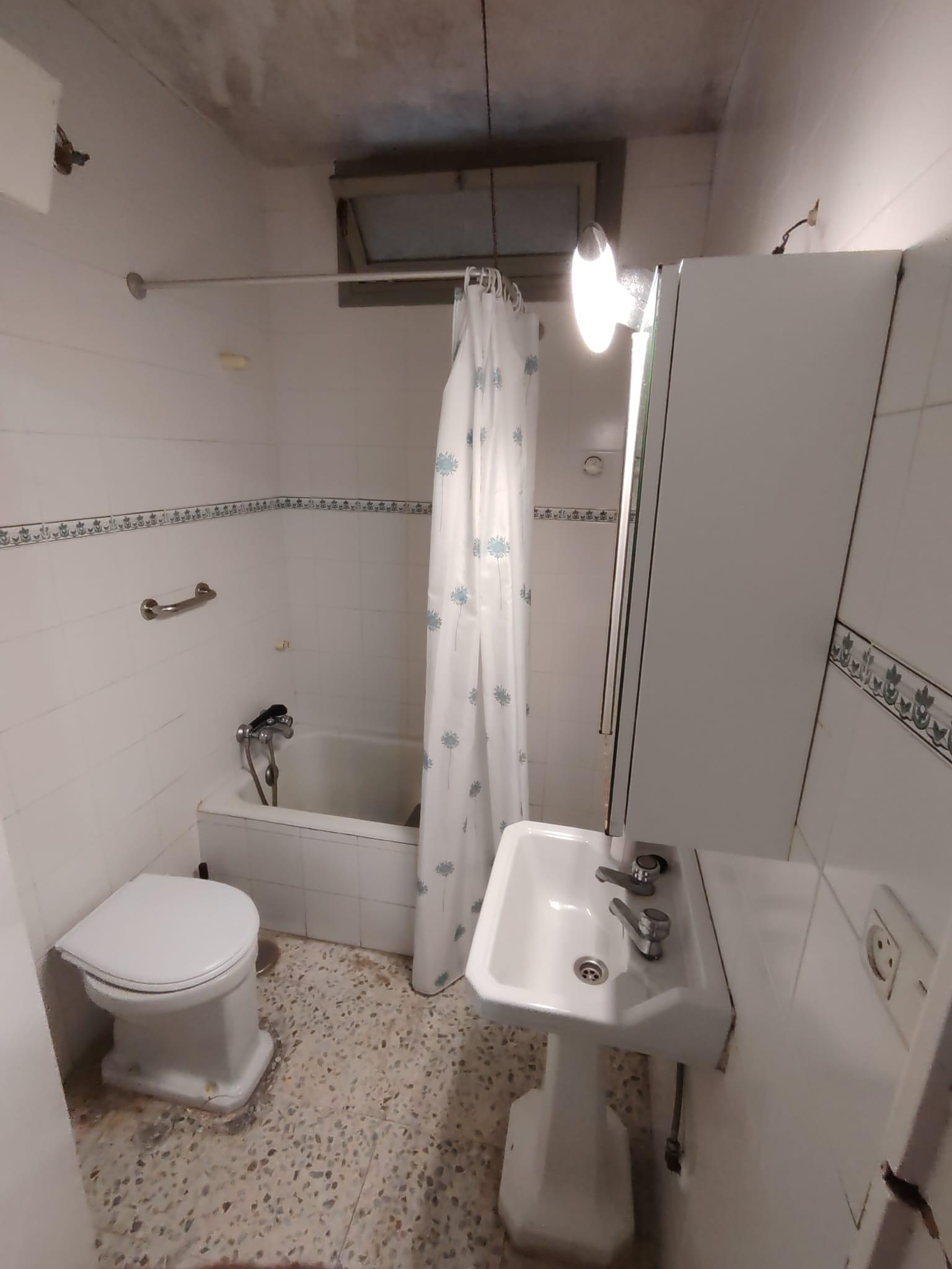 Imagen 8 Casa en venta en Rota / Cerca del Centro Social Vicente Beltran