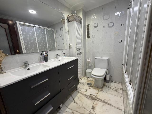 Imagen 3 Inmueble 301476 - Piso en venta en Cádiz / Cerca del estadio Nuevo Mirandilla