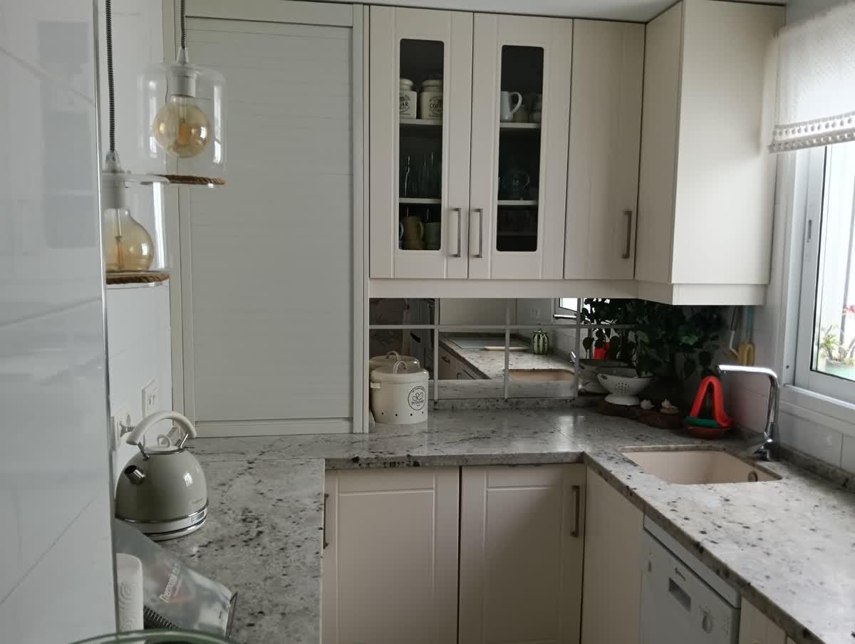 Imagen 12 Piso en venta en Rota / A 100 metros de la playa Punta Candor 