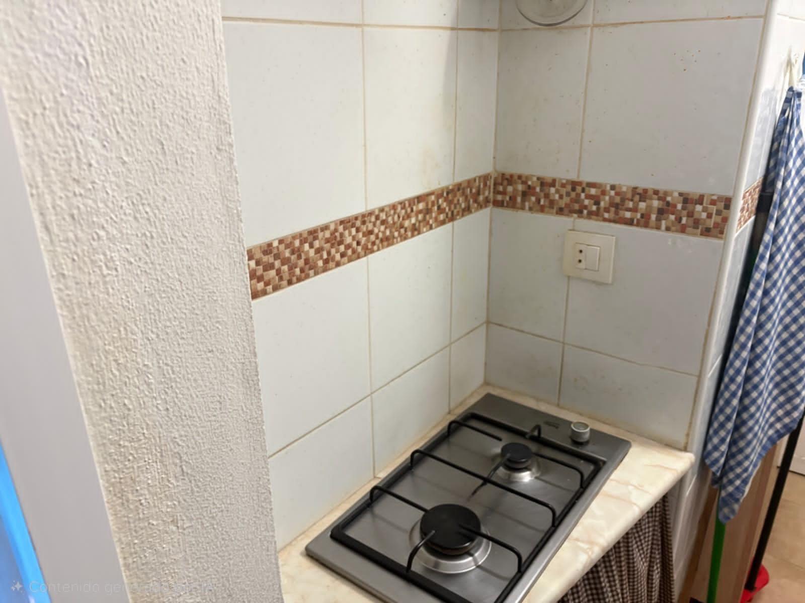 Imagen 4 Apartamento en venta en Rota / Muy cerca de Plaza Andalucía y a 200 metros de la playa 