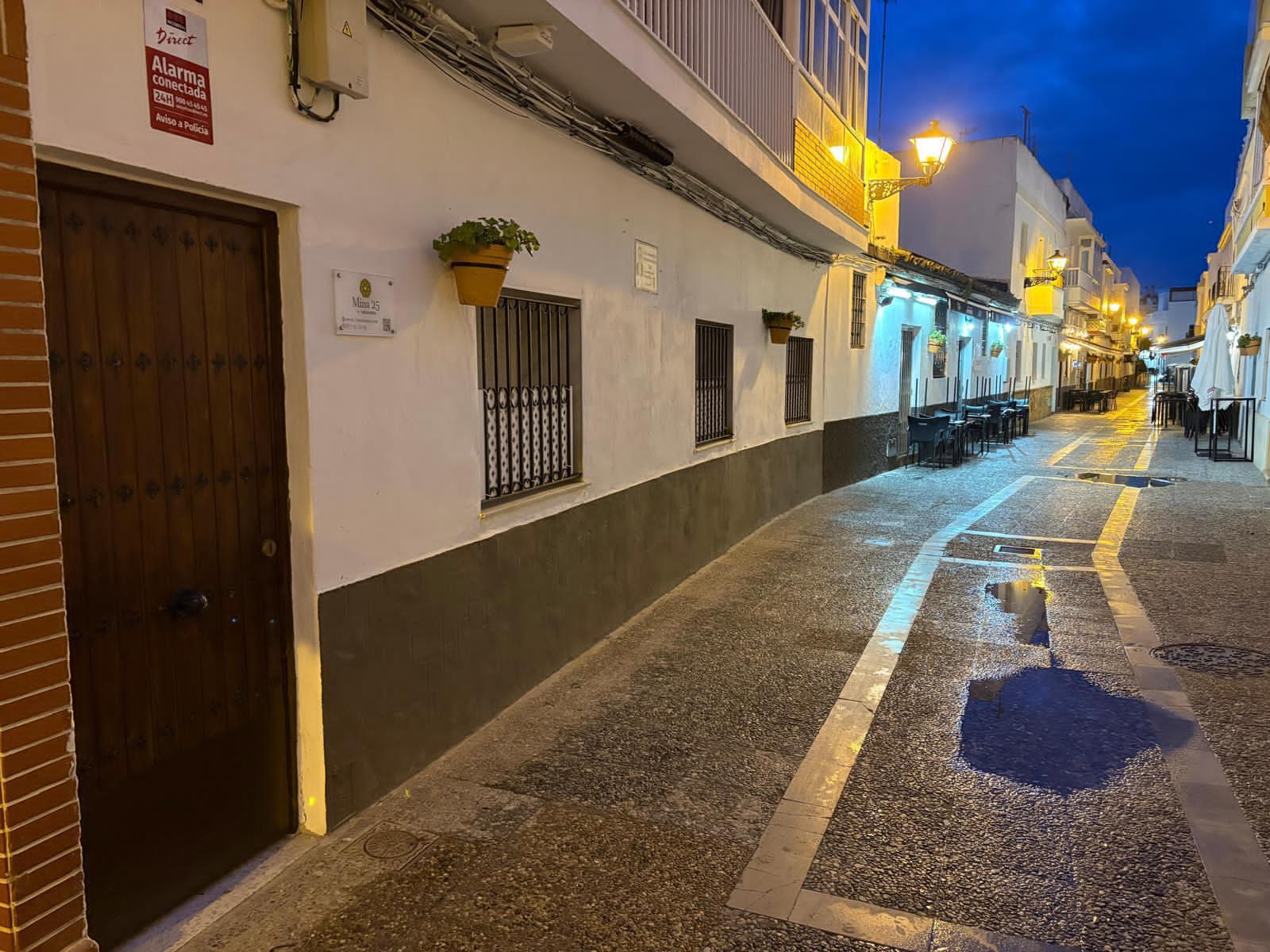 Imagen 6 Apartamento en venta en Rota / Muy cerca de Plaza Andalucía y a 200 metros de la playa 