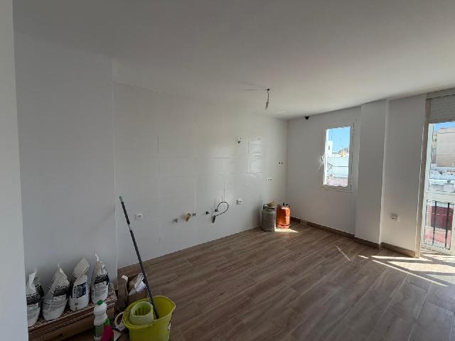 Imagen 5 Inmueble 301853 - Piso en venta en San Fernando / Cerca de la Plaza del Rey 