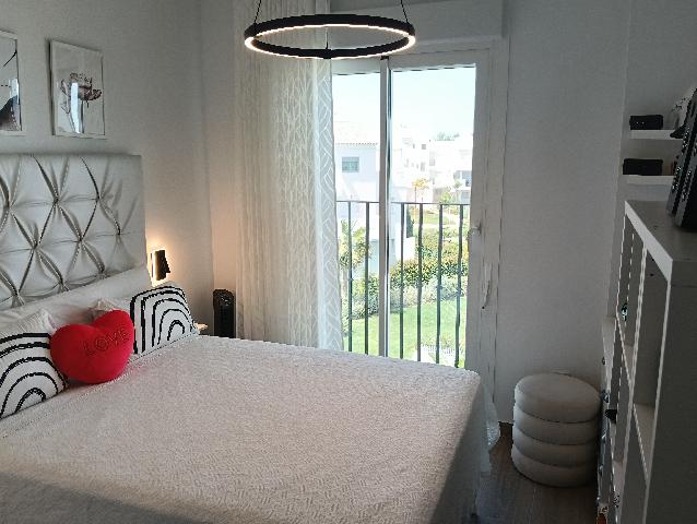 Imagen 9 Inmueble 301963 - Piso en venta en Chipiona / A 100 metros del parque de los lagos en Costa Ballena