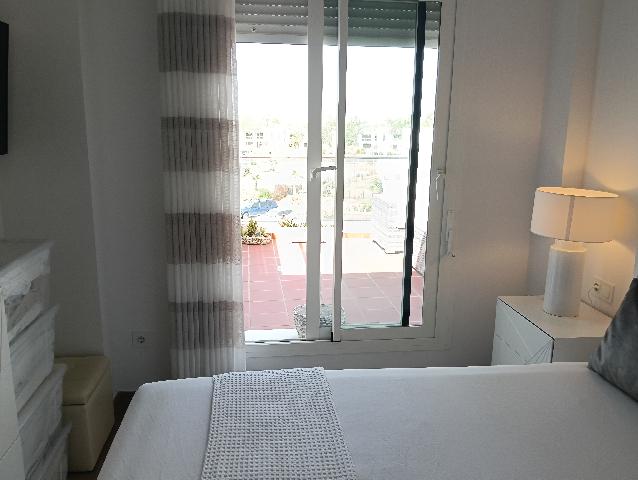 Imagen 21 Inmueble 301963 - Piso en venta en Chipiona / A 100 metros del parque de los lagos en Costa Ballena