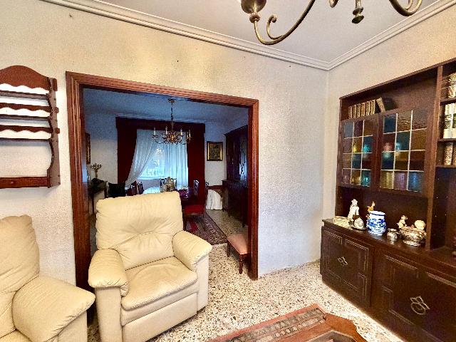 Imagen 17 Inmueble 302392 - Casa Adosada en venta en Cádiz / En segunda línea de la playa de la Victoria