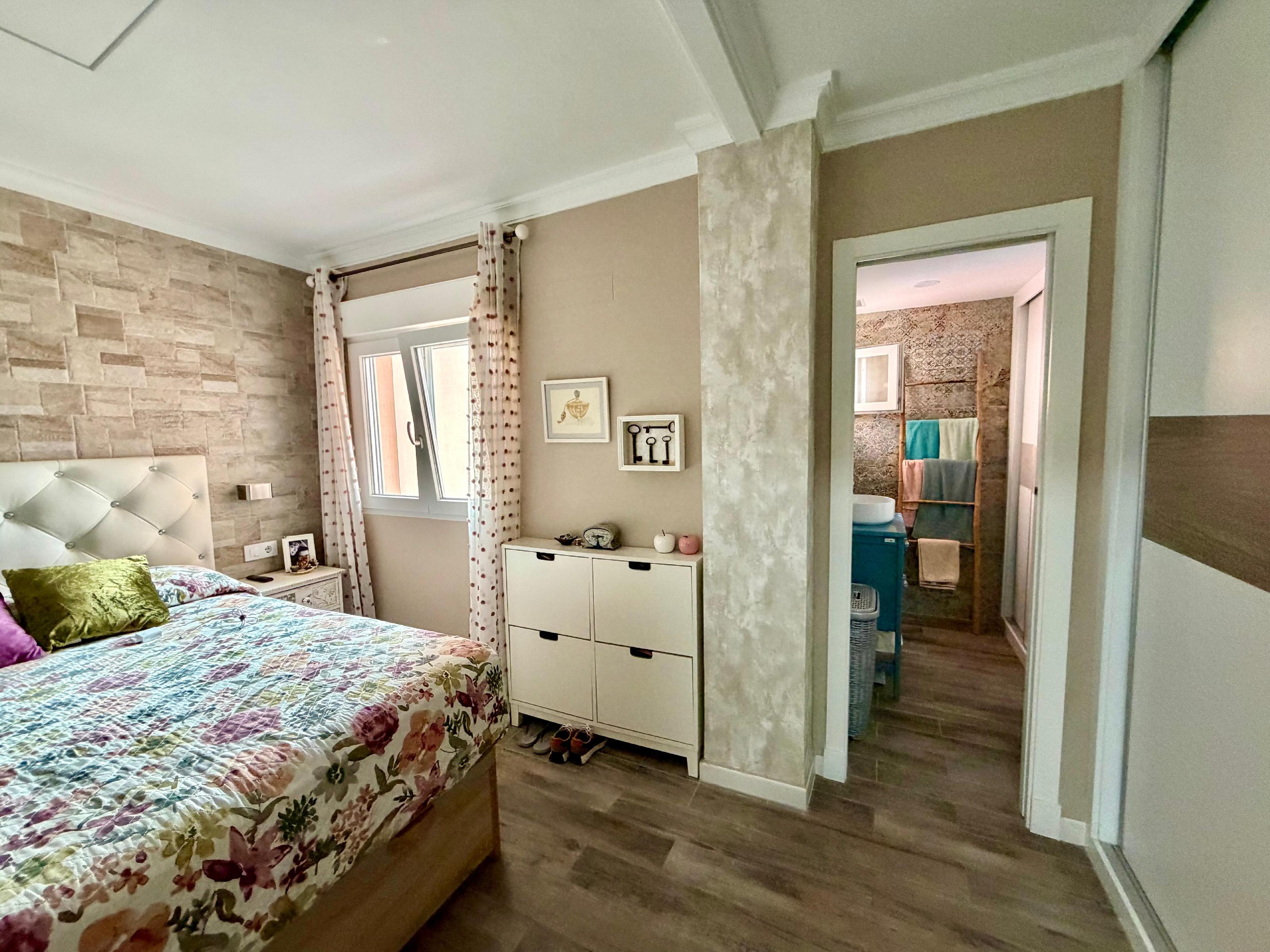 Imagen 6 Piso en venta en San Fernando / Cerca de Hornos Púnicos.