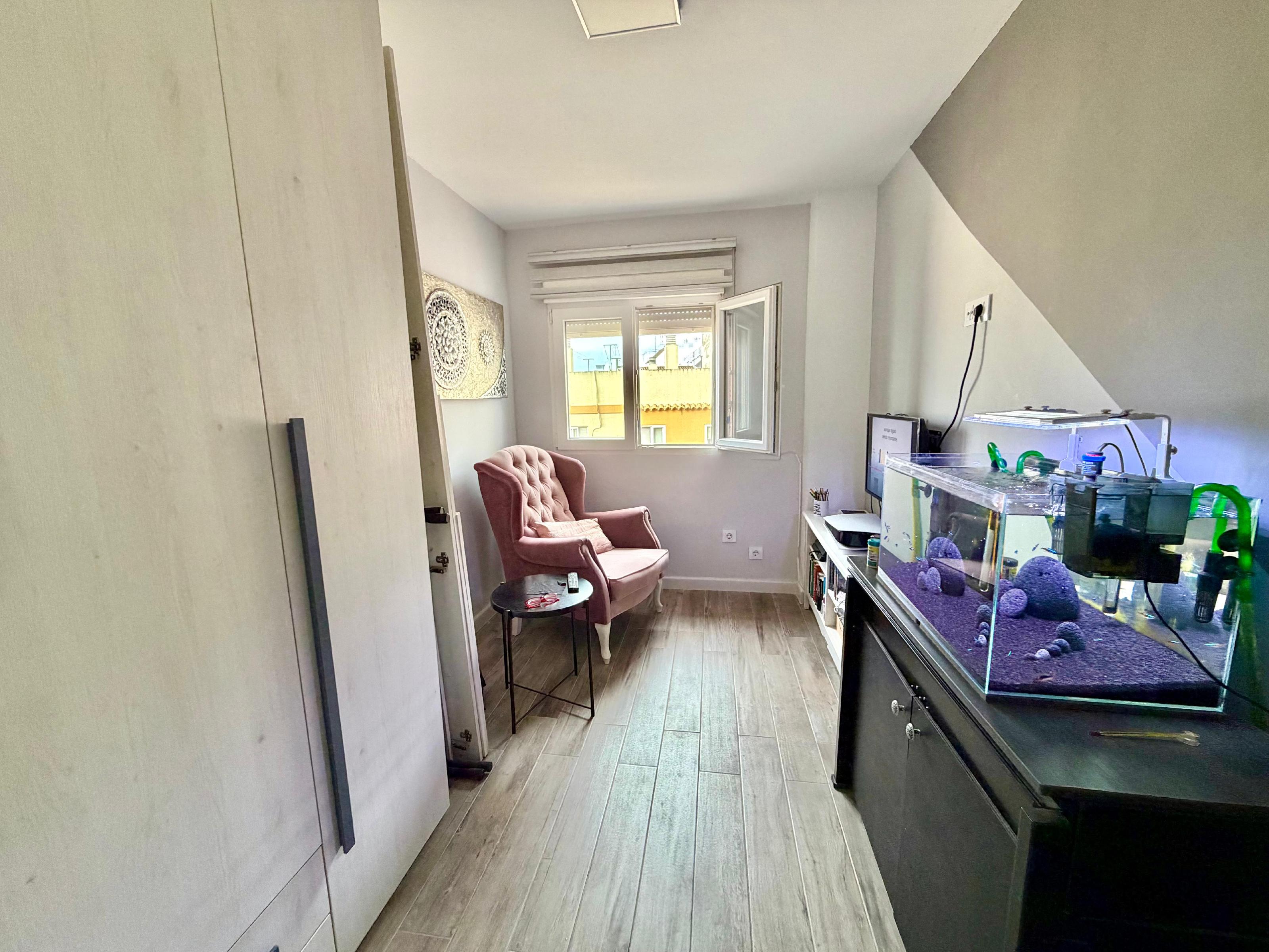 Imagen 24 Piso en venta en San Fernando / Cerca de Hornos Púnicos.