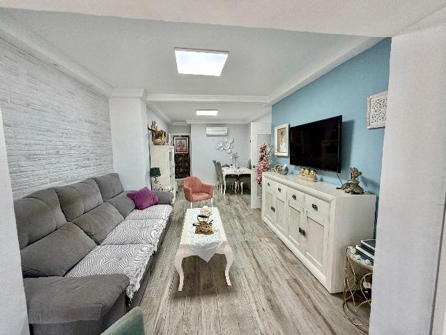 Imagen 1 Inmueble 302544 - Piso en venta en San Fernando / Cerca de Hornos Púnicos.
