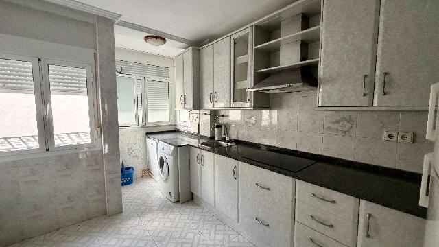 Imagen 13 Inmueble 303102 - Piso en venta en Cádiz / Cerca del Mercado de la Paz