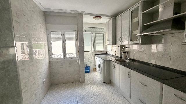 Imagen 14 Inmueble 303102 - Piso en venta en Cádiz / Cerca del Mercado de la Paz