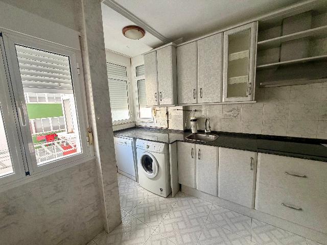 Imagen 18 Inmueble 303102 - Piso en venta en Cádiz / Cerca del Mercado de la Paz