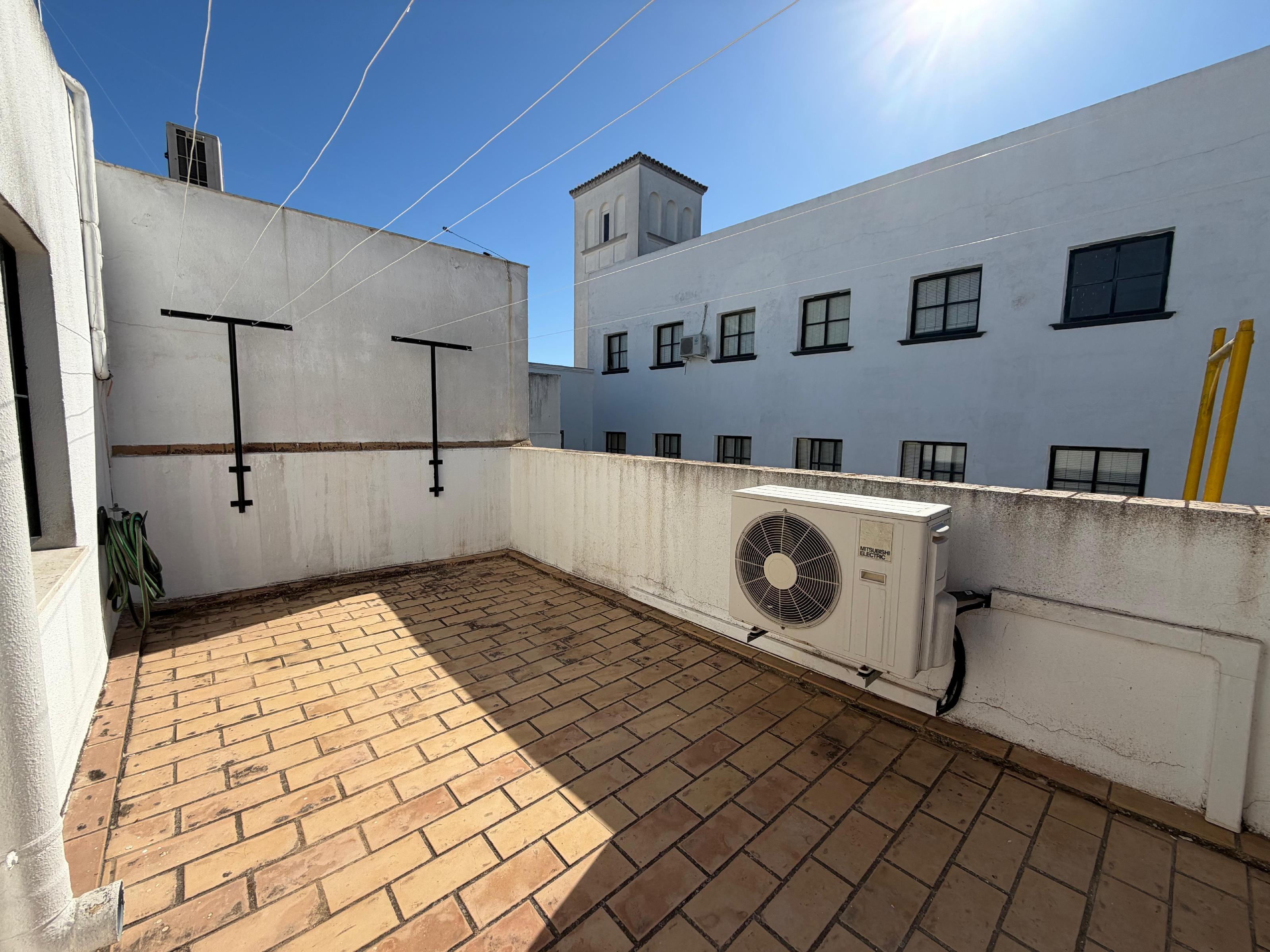 Imagen 24 Casa en venta en San Fernando / Cerca de Iglesia Mayor, C/ Rosario y Teatro Las Cortes
