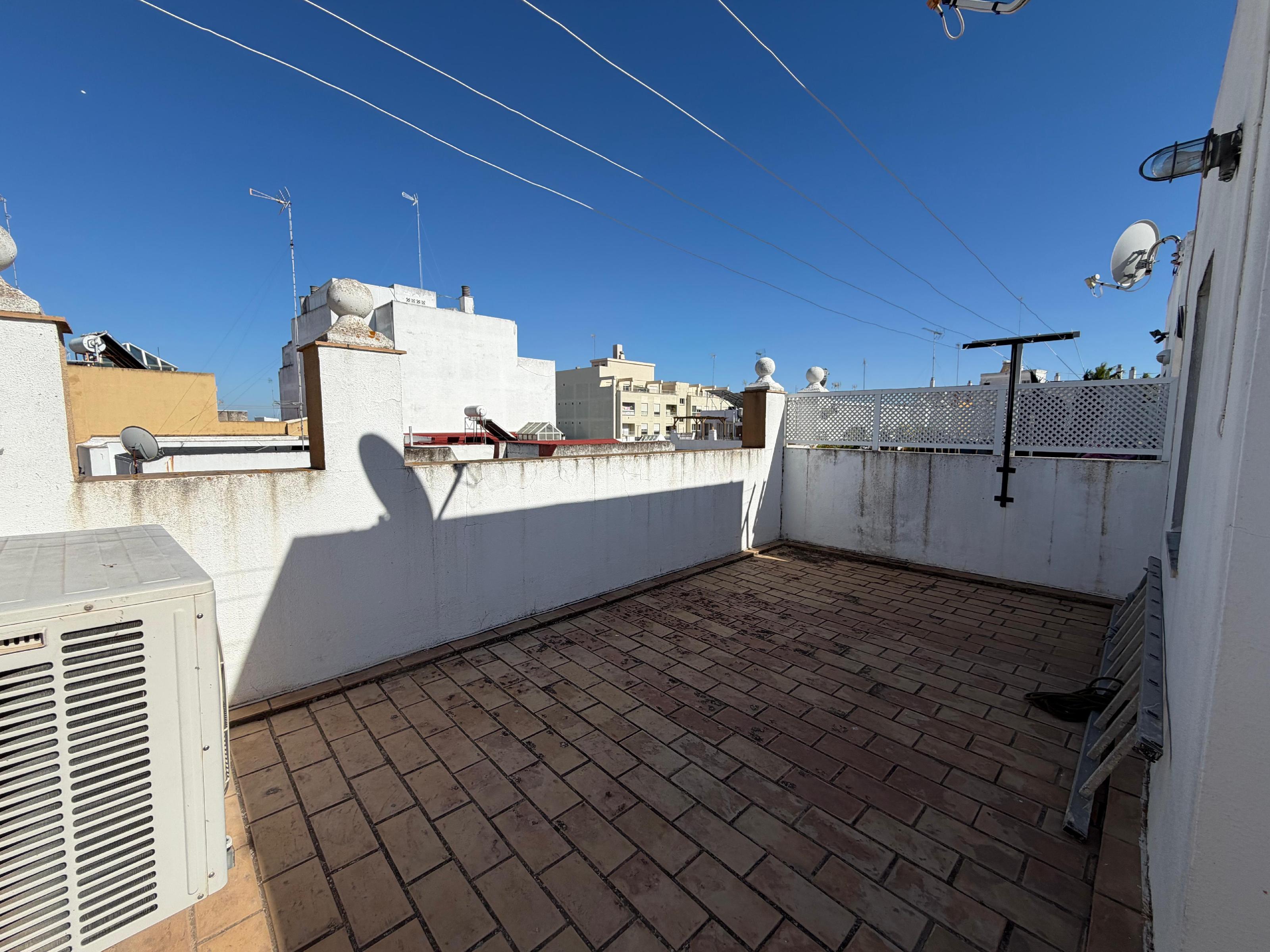 Imagen 23 Casa en venta en San Fernando / Cerca de Iglesia Mayor, C/ Rosario y Teatro Las Cortes