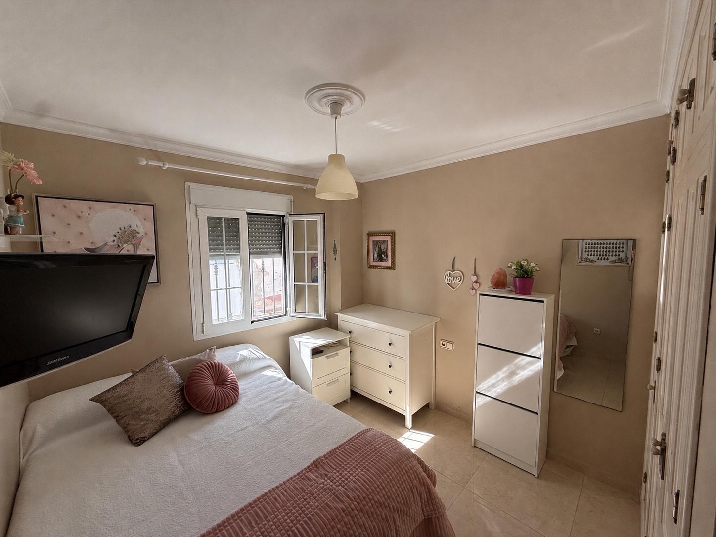 Imagen 4 Casa en venta en San Fernando / Cerca de Iglesia Mayor, C/ Rosario y Teatro Las Cortes