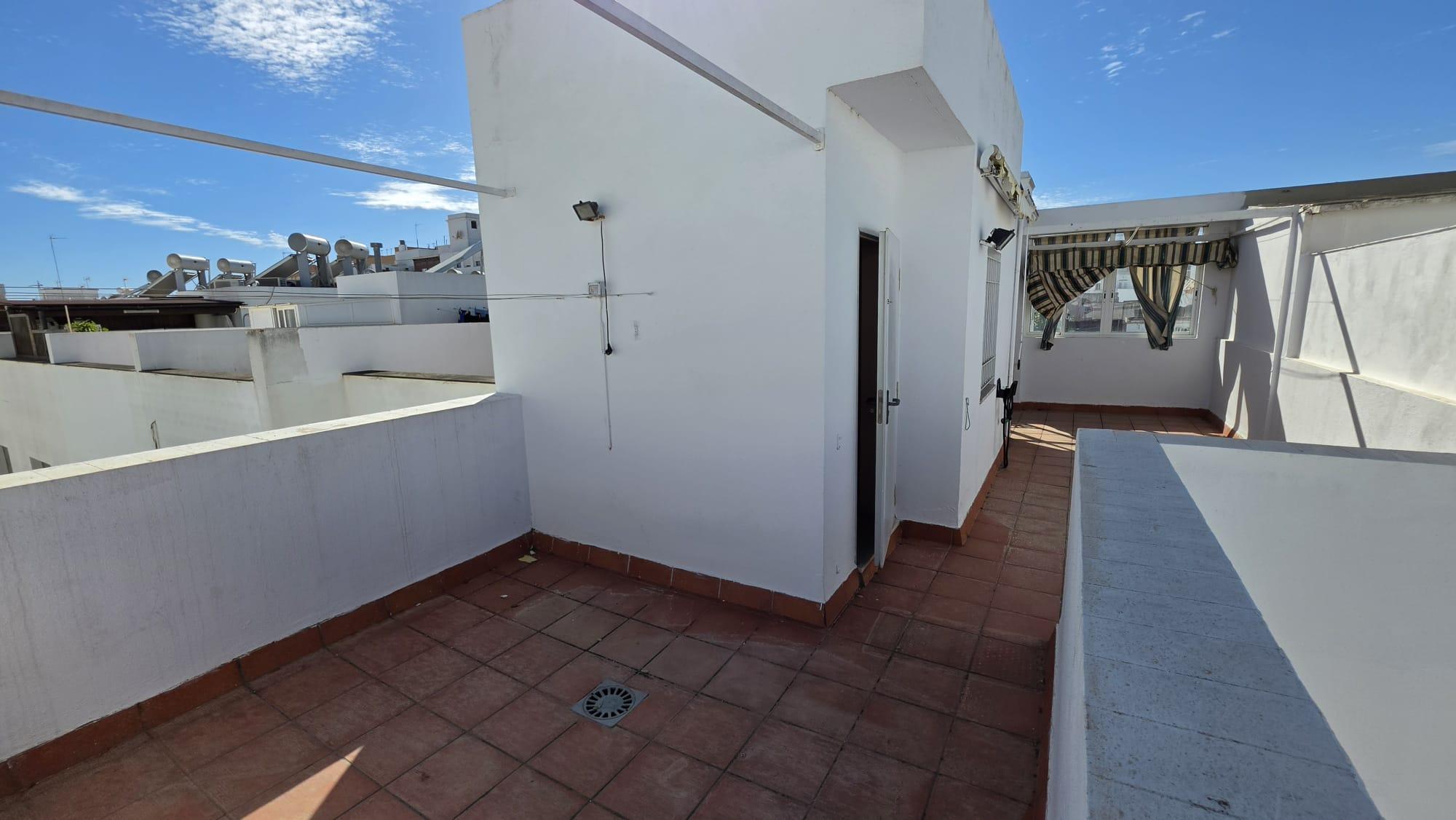 Imagen 1 Casa en venta en San Fernando / Cerca de la Plaza de Toros de San Fernando
