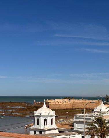 Imagen 1 Inmueble 303408 - Piso en venta en Cádiz / En la playa de la Caleta