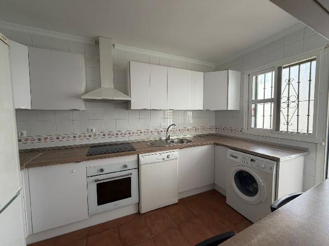 Imagen 14 Inmueble 303506 - Piso en venta en San Fernando / Entre la Calle San Rafael y Colón