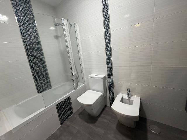 Imagen 15 Inmueble 303506 - Piso en venta en San Fernando / Entre la Calle San Rafael y Colón