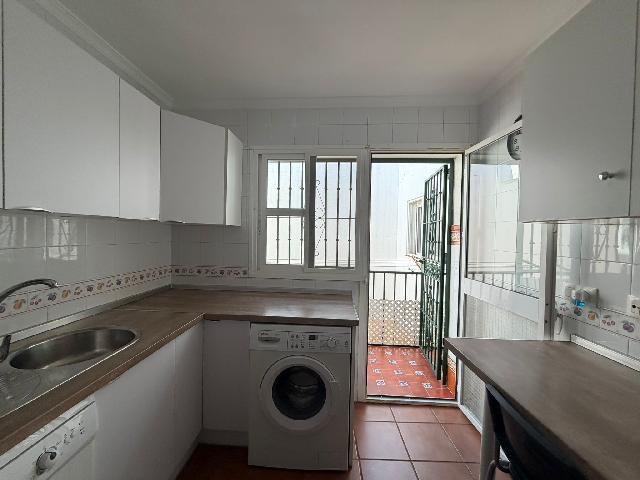 Imagen 17 Inmueble 303506 - Piso en venta en San Fernando / Entre la Calle San Rafael y Colón